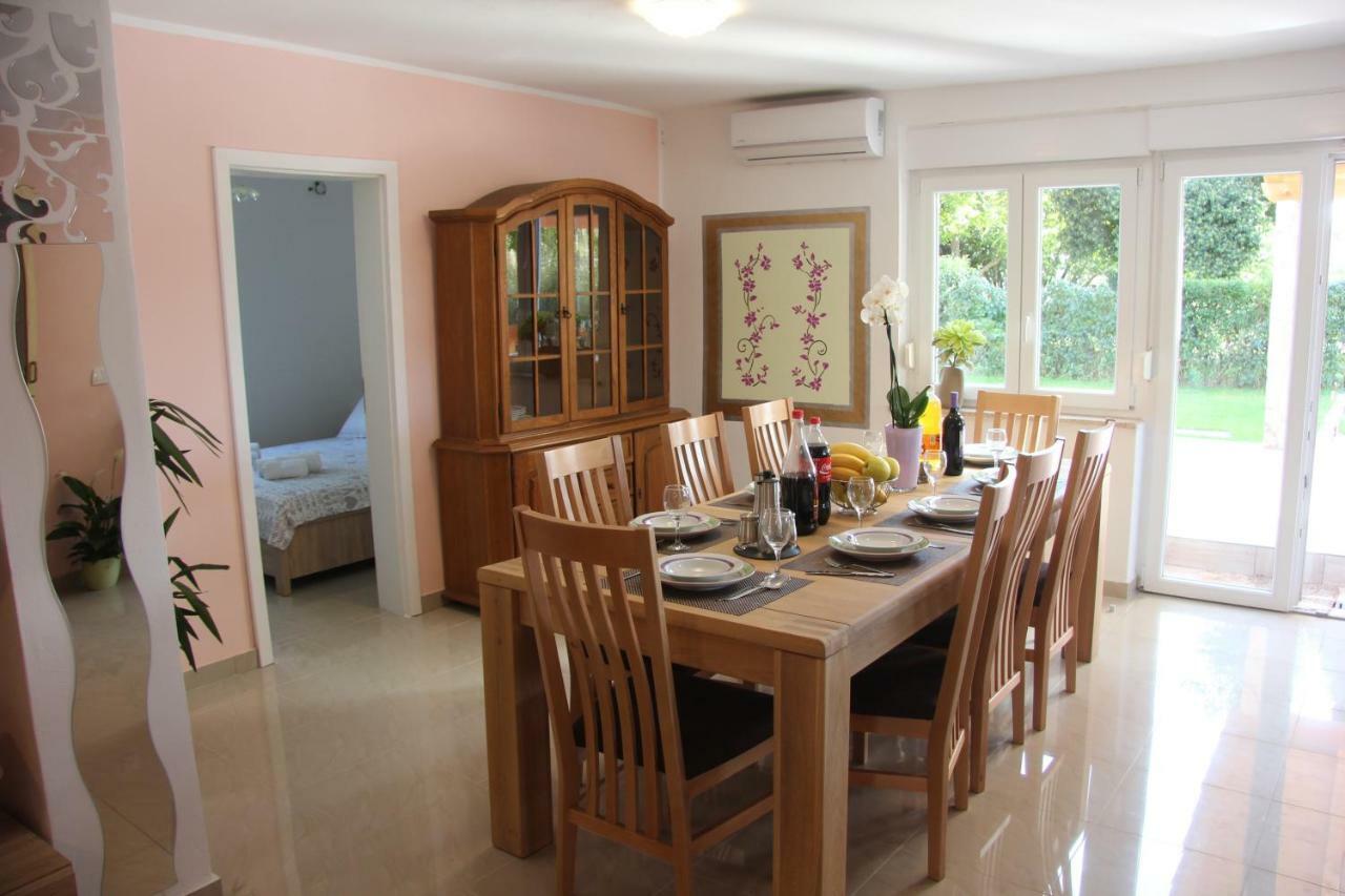 Vacation House "Viola" Fažana Εξωτερικό φωτογραφία