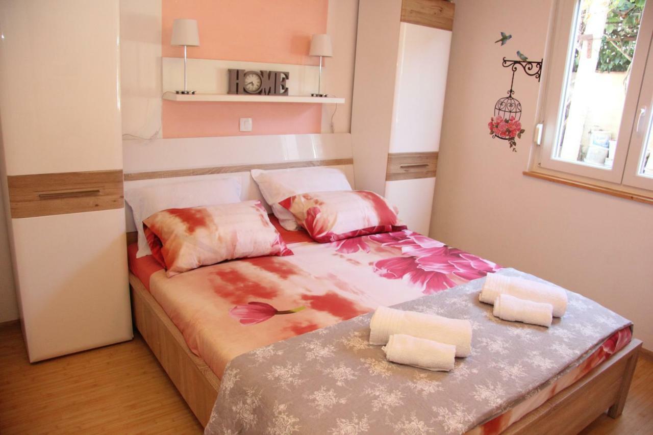 Vacation House "Viola" Fažana Εξωτερικό φωτογραφία